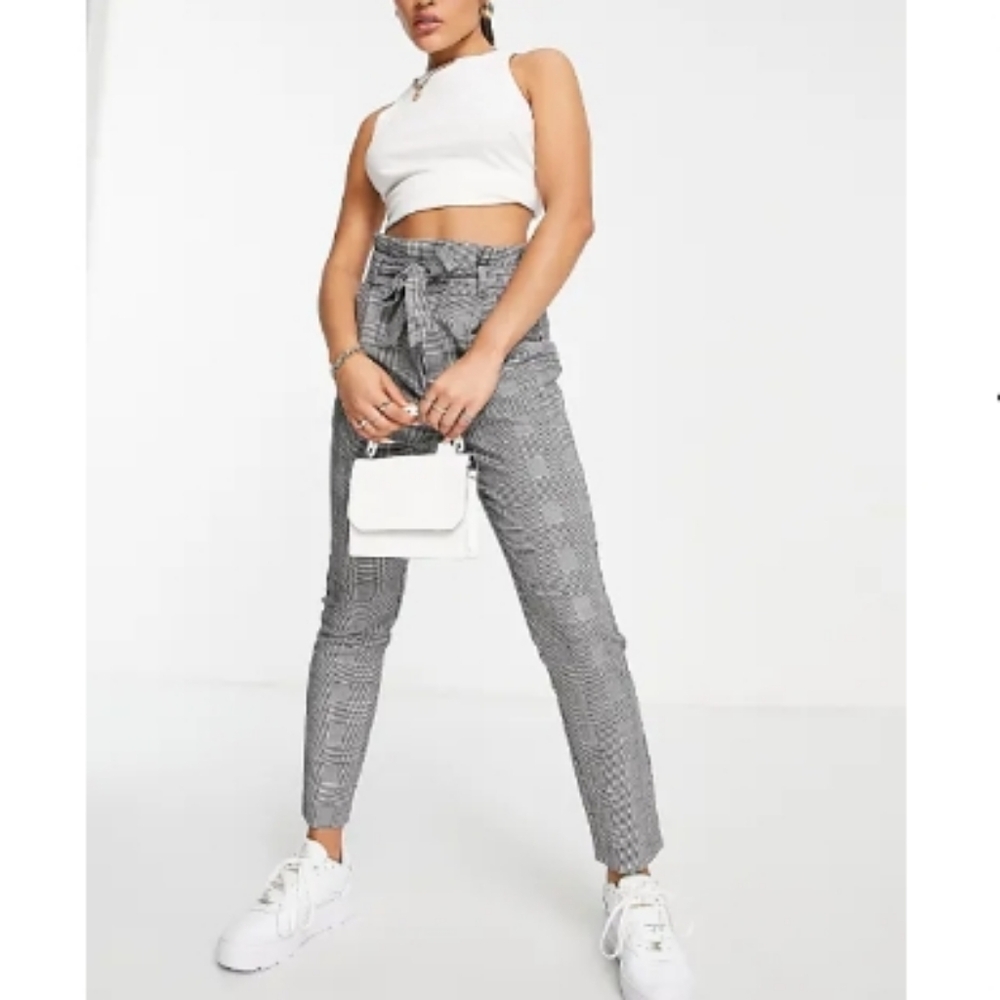 Vero Moda paperbag trousers in monochrome dogtooth